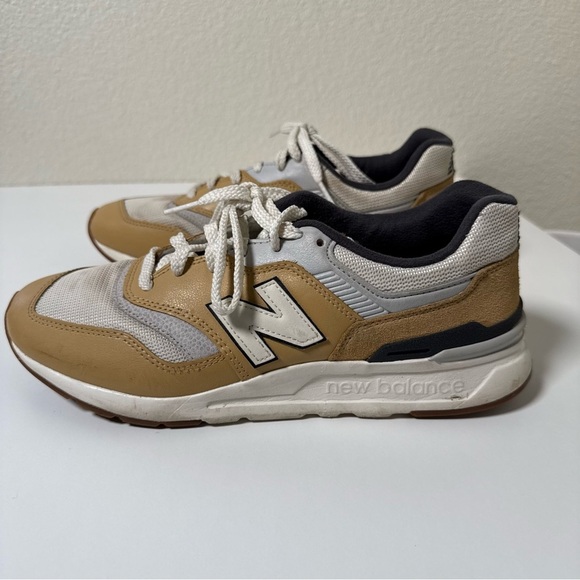 New Balence 997H Retro Sneakers Women’s Size 9.5 - Picture 6 of 8
